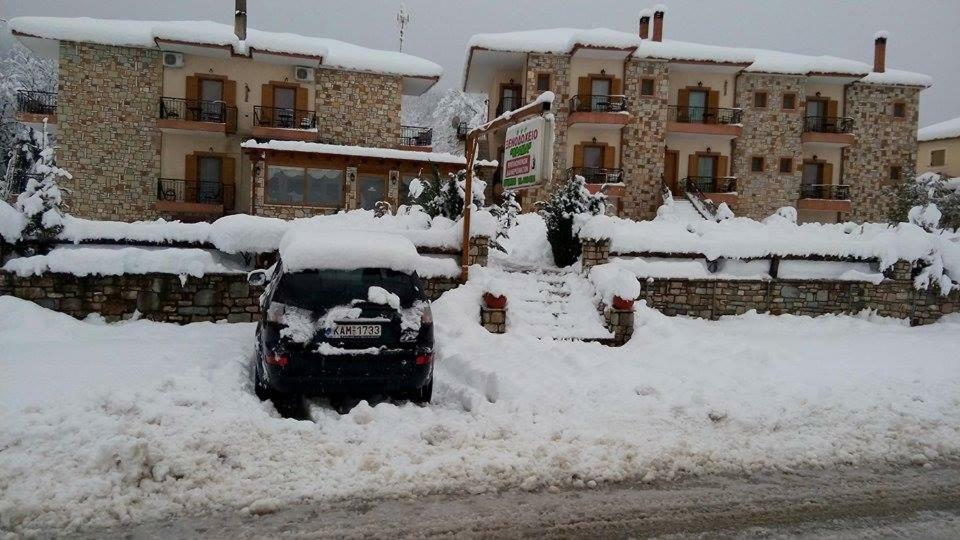 Ξενοδοχείο Όραμα Κρυονέρι Εξωτερικό φωτογραφία